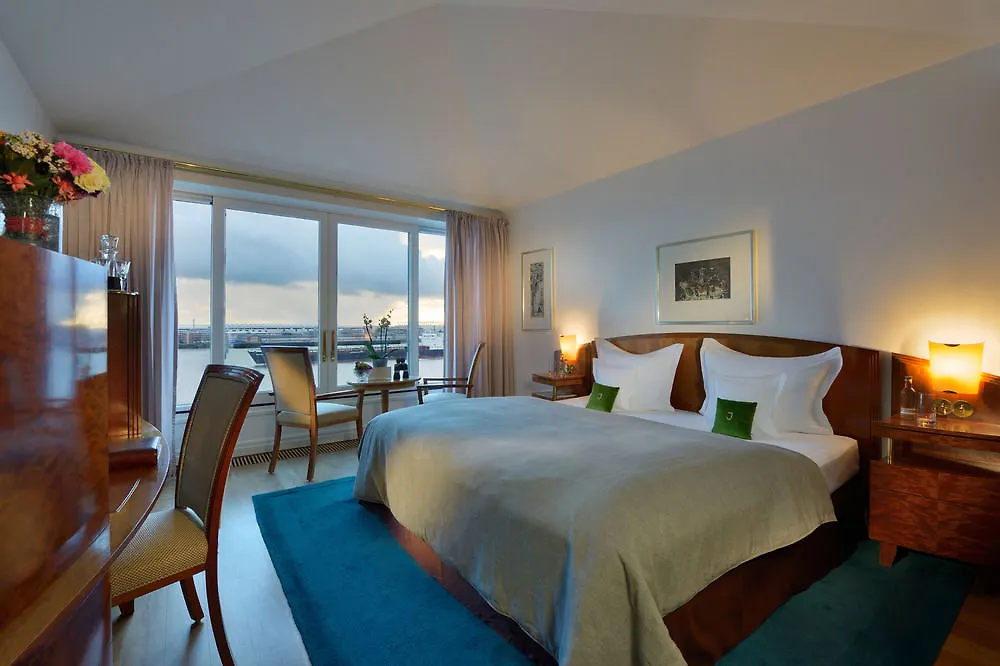 Hotel Louis C. Jacob Hamburg 5*,